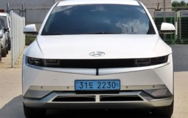 인천중고전기차 아이오닉 5 롱 레인지 4WD 매물 사진 3 - 2022/06 122,040km
